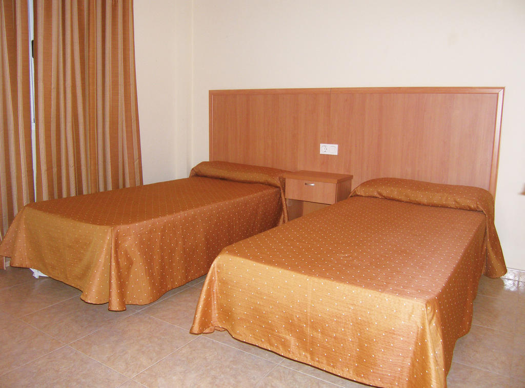 Apartamentos Cibeles Roquetas de Mar Zimmer foto